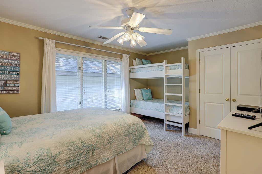 3 BR Home with private pool in Palmetto Dunes, close to beach