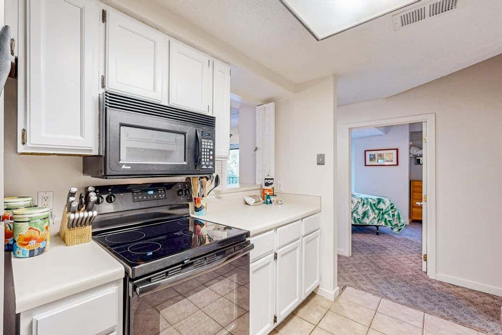 Close to beach with pool, tennis, pool  & private balcony