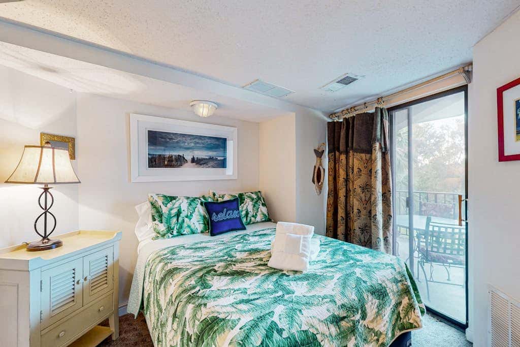 Close to beach with pool, tennis, pool  & private balcony