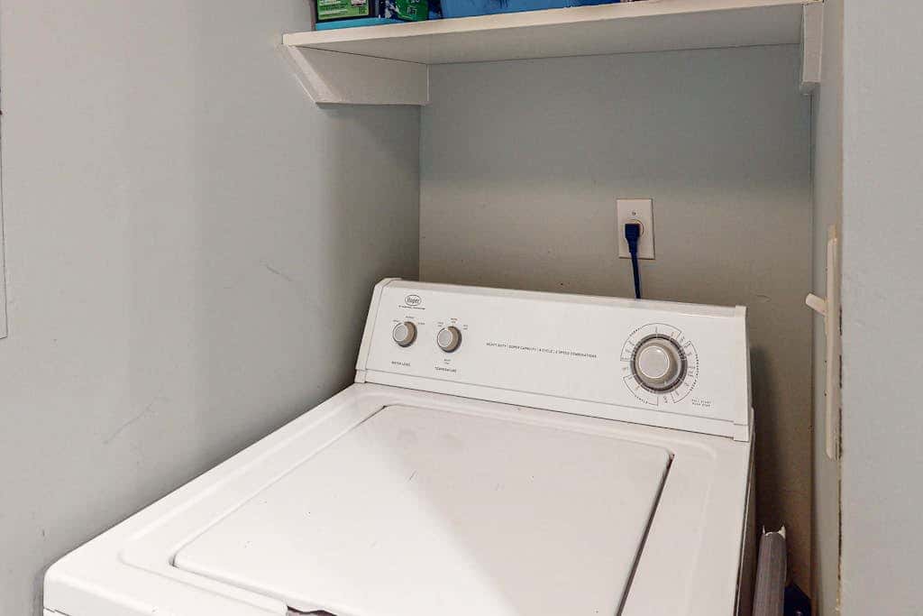First Floor Condo near the beach with beach gear, washer and dryer, and pool