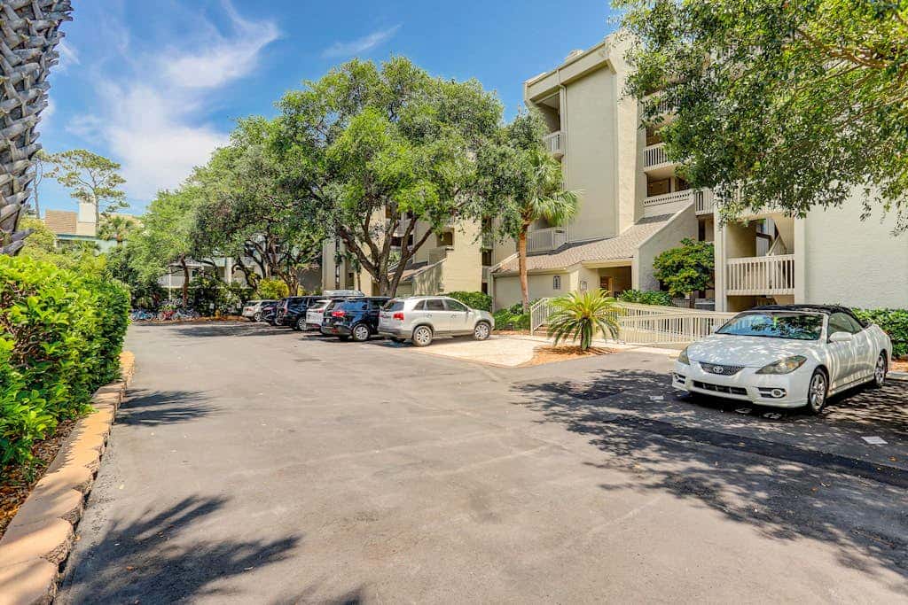 First Floor Condo near the beach with beach gear, washer and dryer, and pool