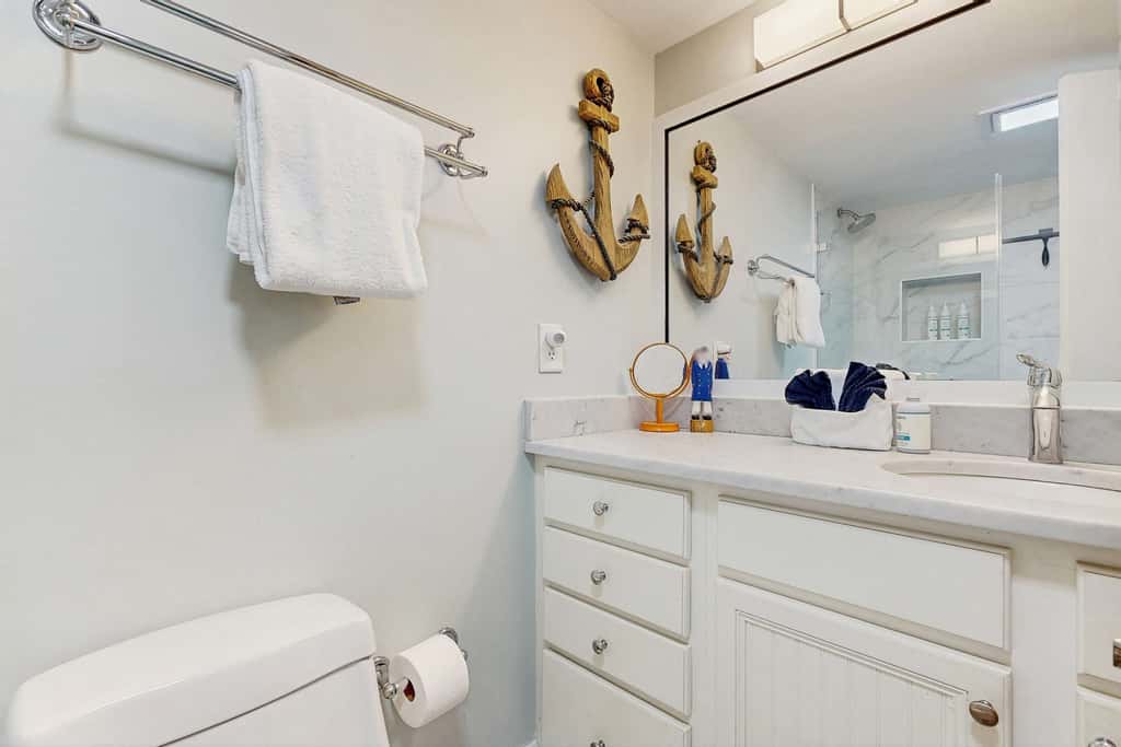 First Floor Condo near the beach with beach gear, washer and dryer, and pool