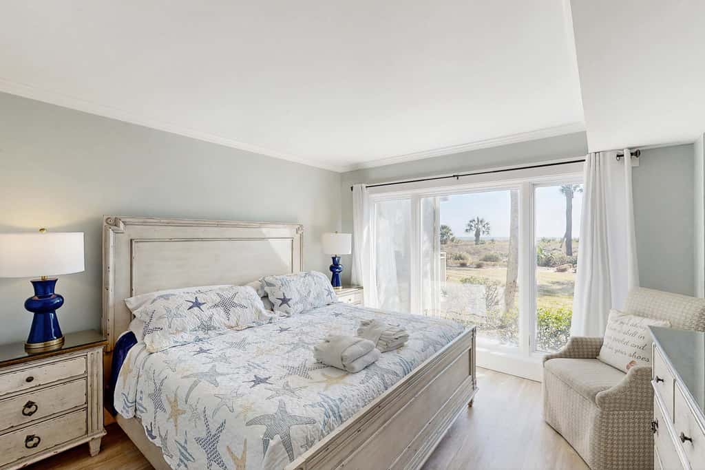 First Floor Condo near the beach with beach gear, washer and dryer, and pool