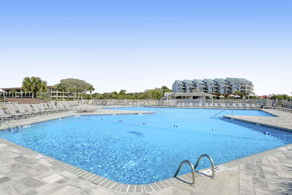 Direct Ocean View Condo with balcony, pools, tennis, pickleball