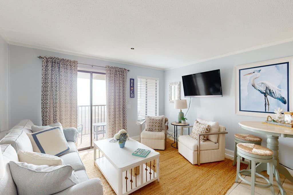 Direct Ocean View Condo with balcony, pools, tennis, pickleball