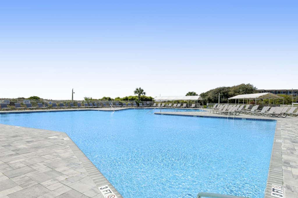 Direct Ocean View Condo with balcony, pools, tennis, pickleball