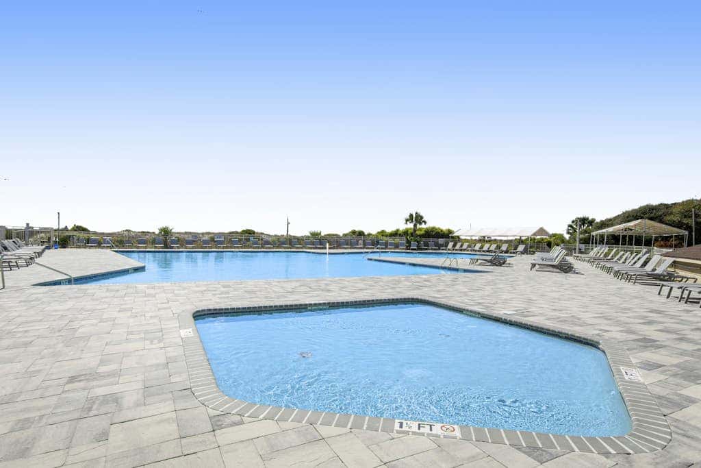 Direct Ocean View Condo with balcony, pools, tennis, pickleball