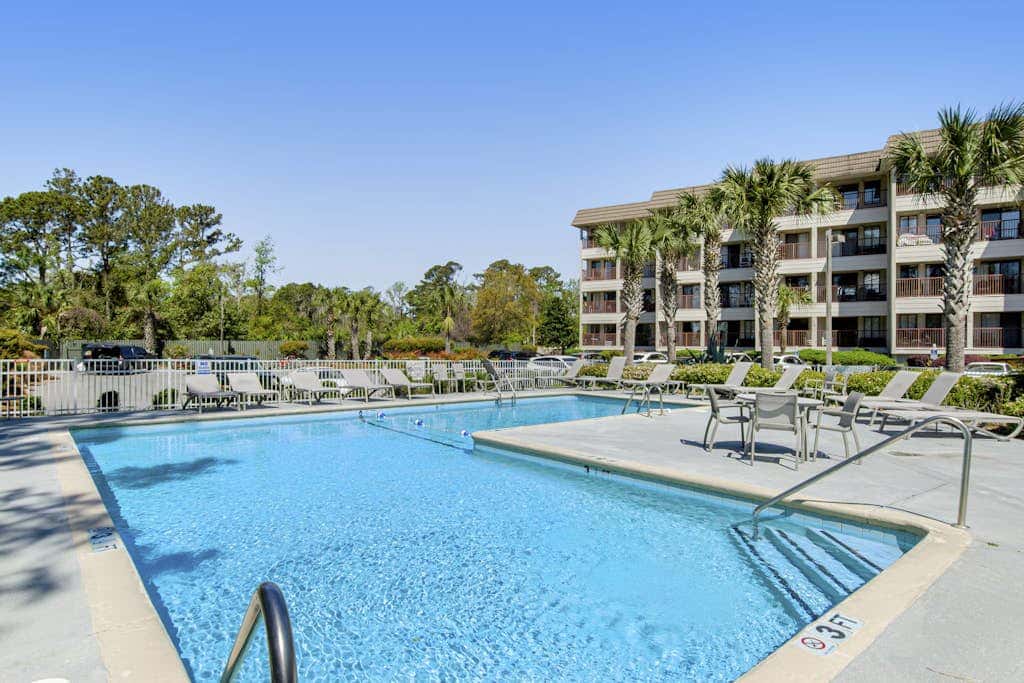 Direct Ocean View Condo with balcony, pools, tennis, pickleball