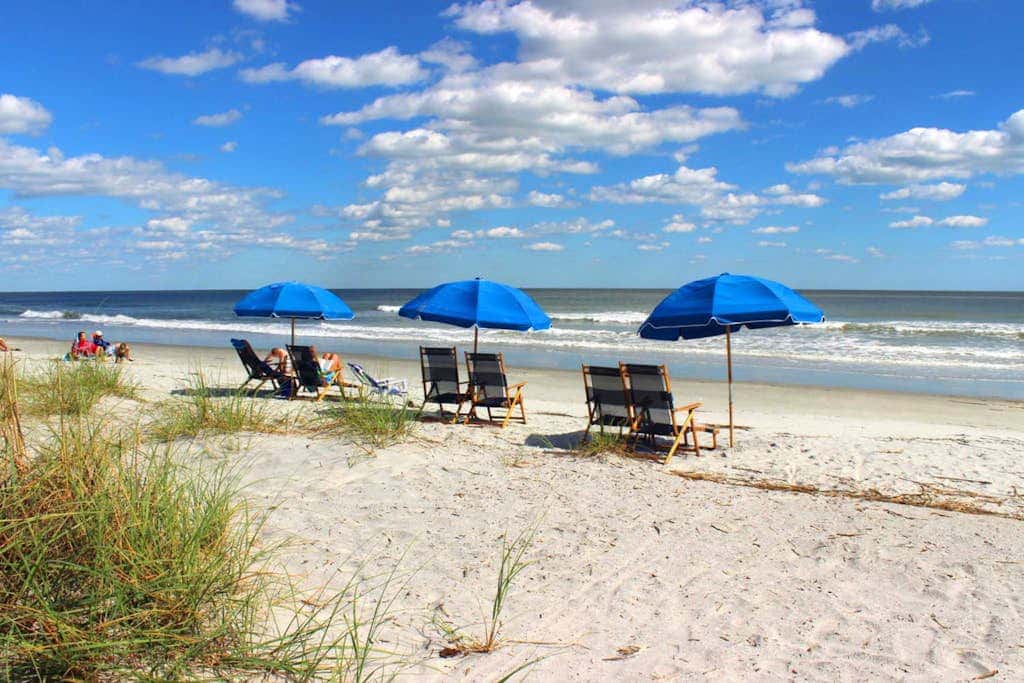 Palmetto Dunes condo with shared pool, private WD and beach access