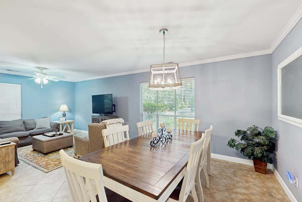 Home with private pool, fenced in yard, dog-friendly, walk to beach