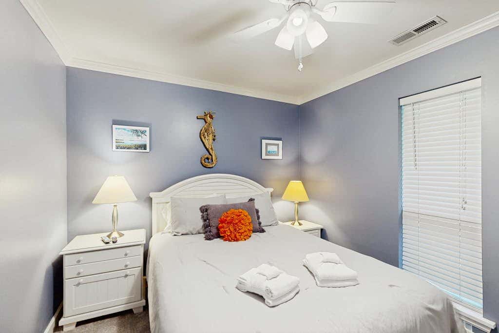 Home with private pool, fenced in yard, dog-friendly, walk to beach