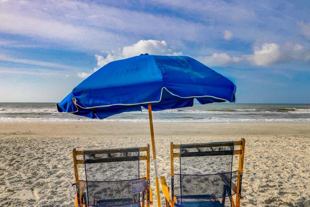 Home with private pool, fenced in yard, dog-friendly, walk to beach