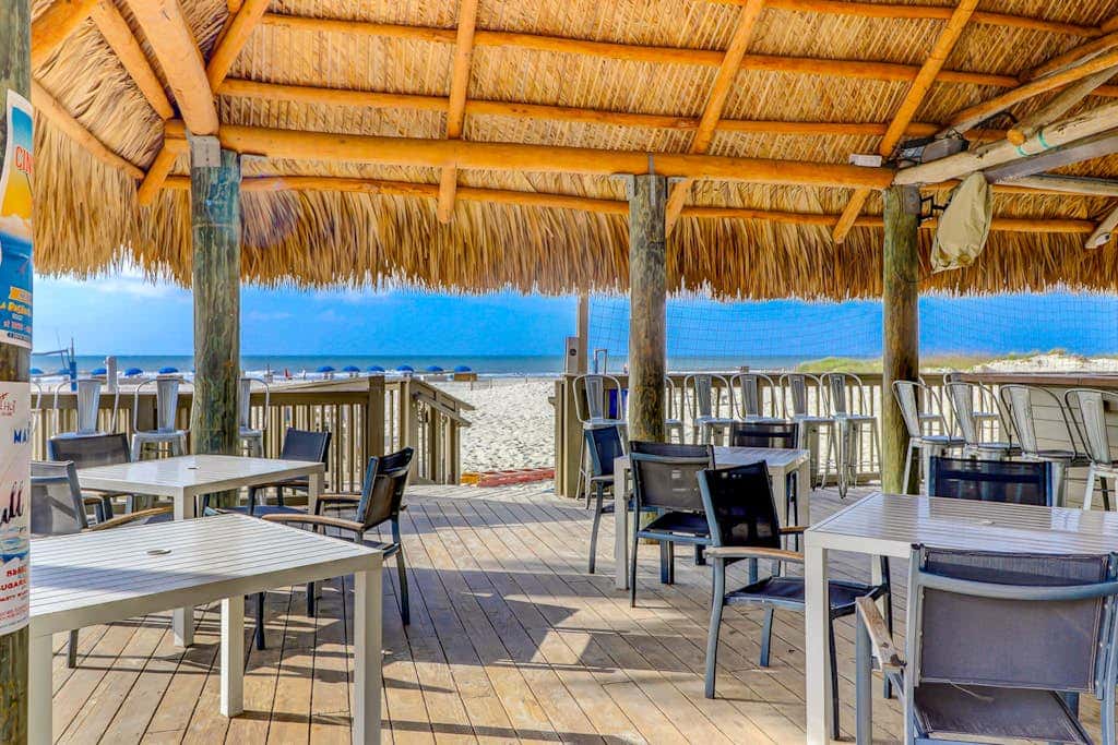 Home with private pool, fenced in yard, dog-friendly, walk to beach
