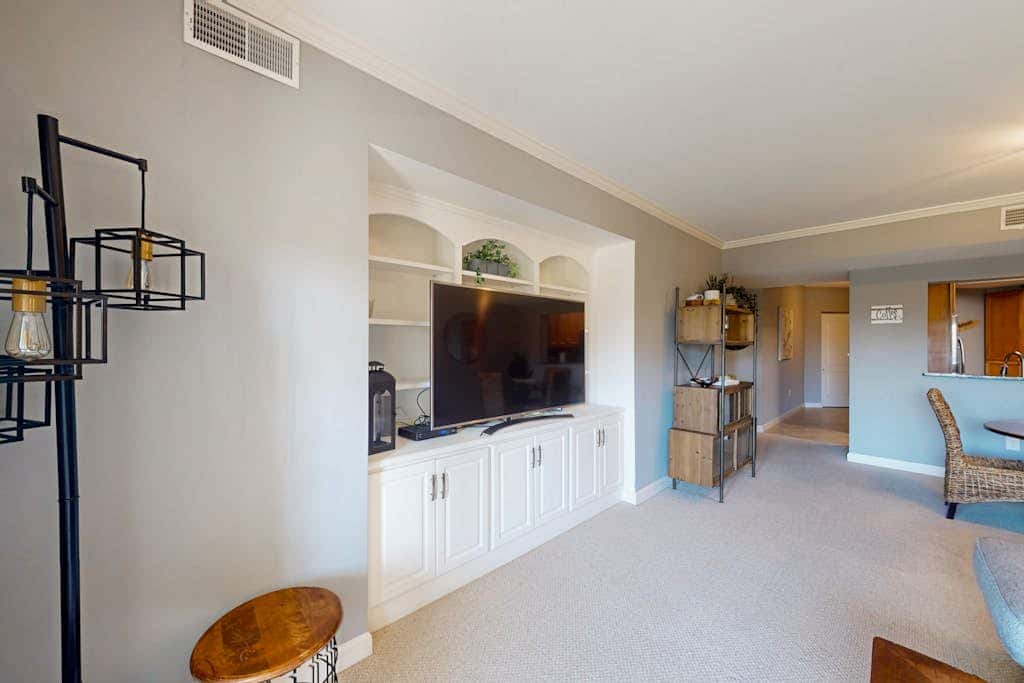 Oceanview and Pool view Condo- with beach access from boardwalk
