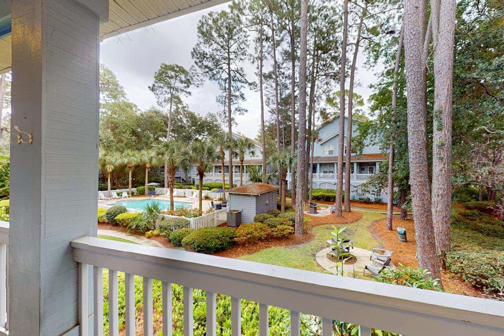 Family Friendly Condo - Across From Islanders Beach Park!