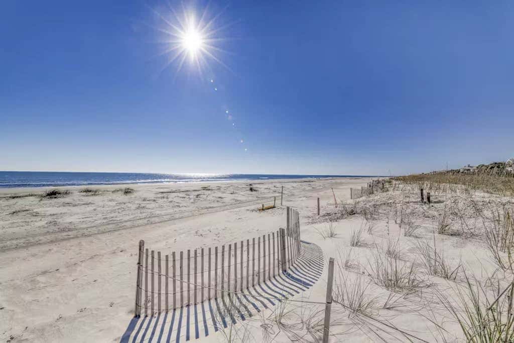 Villa with pool, tennis courts, & private patio - walk to the beach