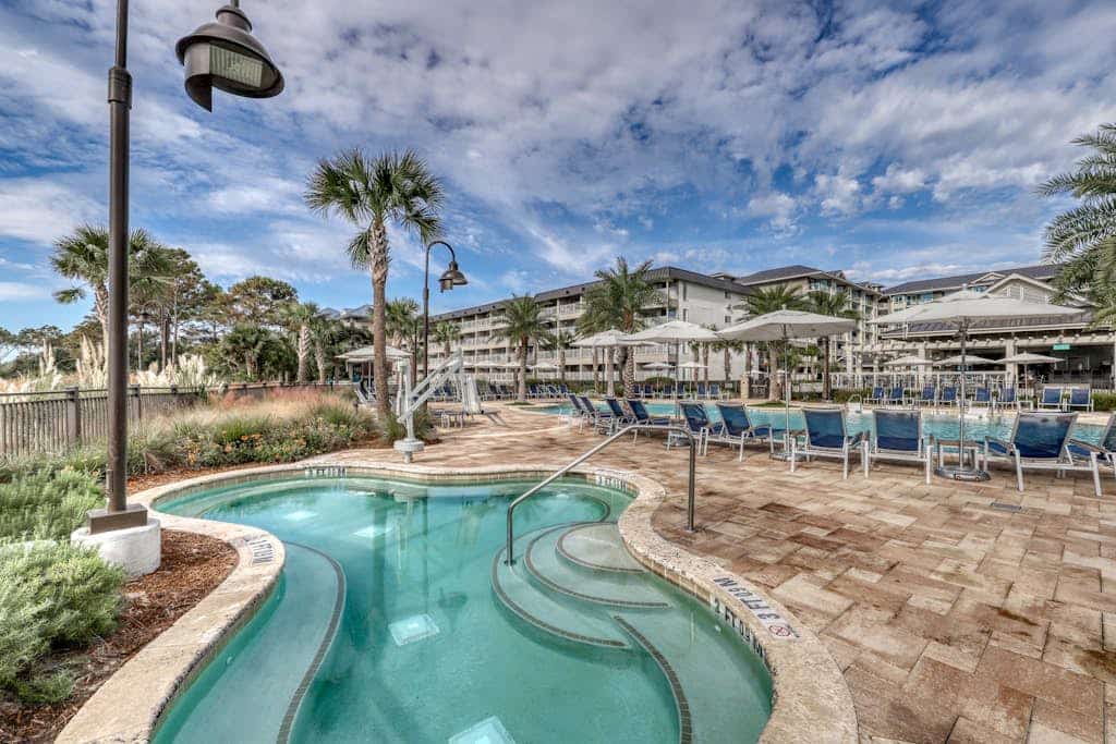 Carolina Beach Club 427 /  Pineapple