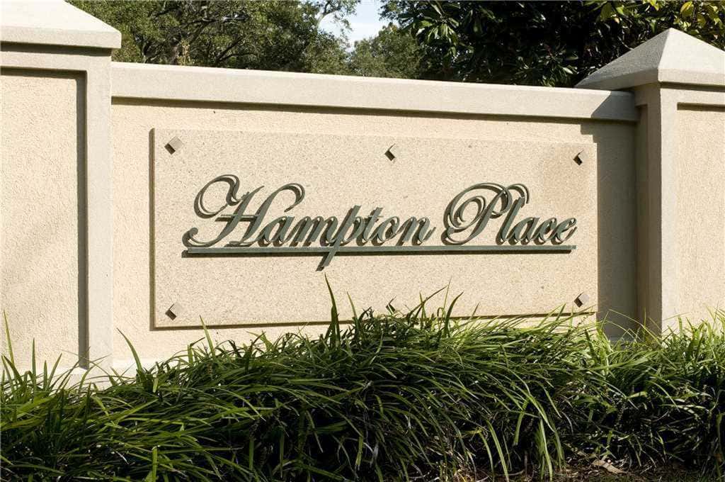 Coastal condo on the beach with panoramic views, beach access & a shared pool