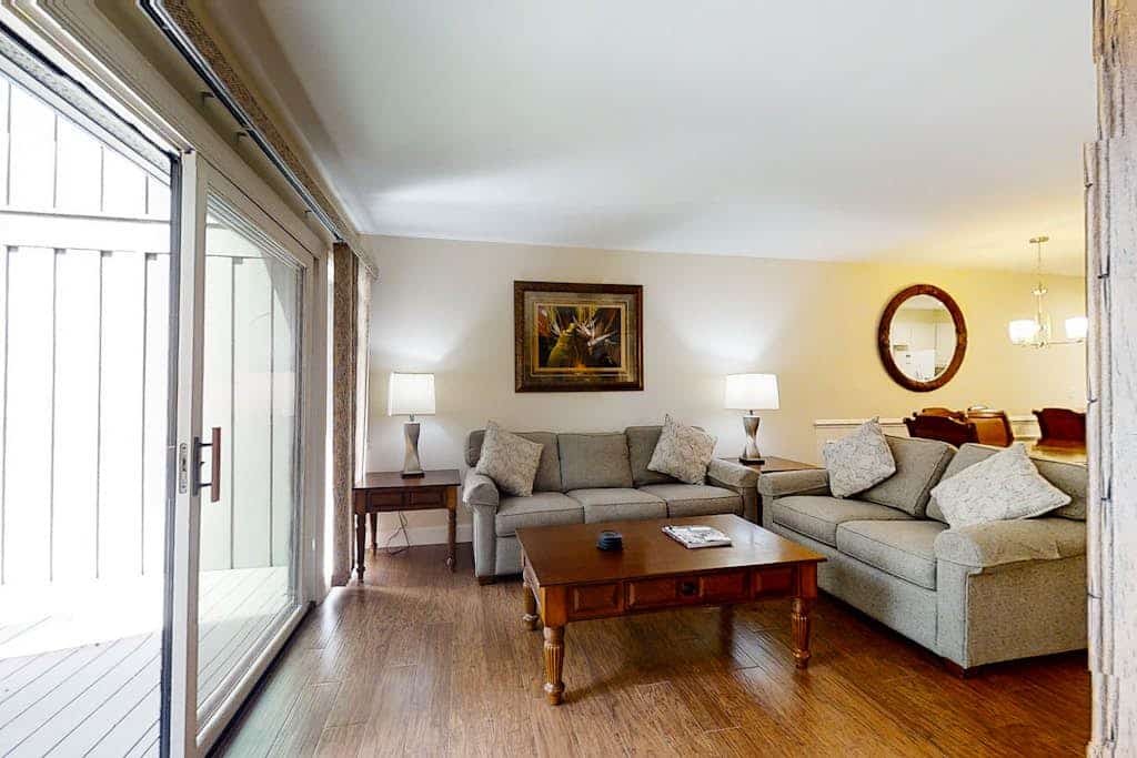 Hickory Cove 39