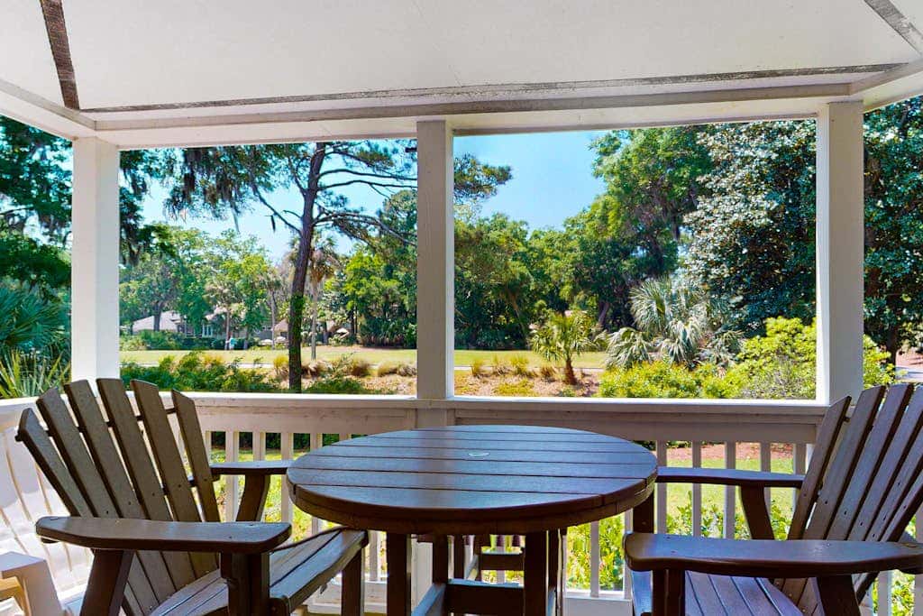 Island Bliss Near the Beach with Golf On Site, Shared Pool,Hot Tub & Private Deck