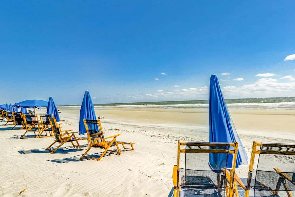Island Bliss Near the Beach with Golf On Site, Shared Pool,Hot Tub & Private Deck