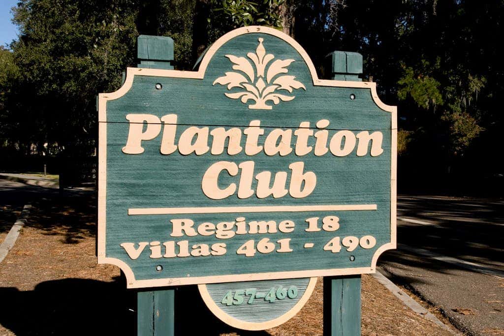 Ground level condo with pool, golf & Sea Pines Beach Club access