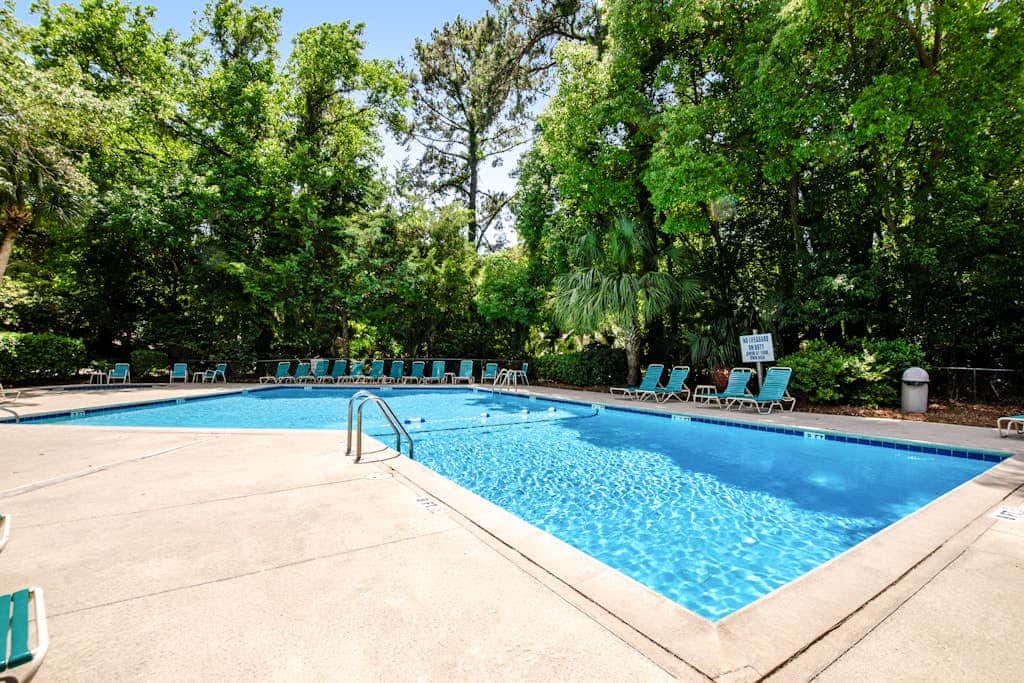 Stunning Sea Pines getaway close to the beach & golf - newly renovated