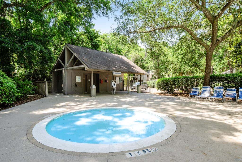 Stunning Sea Pines getaway close to the beach & golf - newly renovated