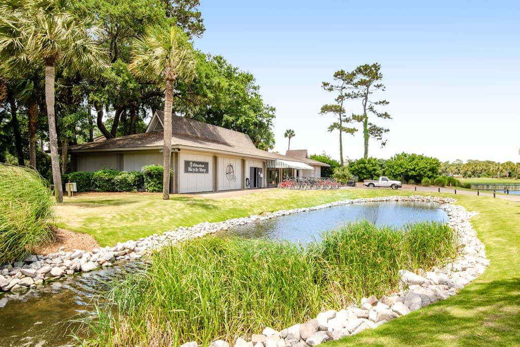 Stunning Sea Pines getaway close to the beach & golf - newly renovated