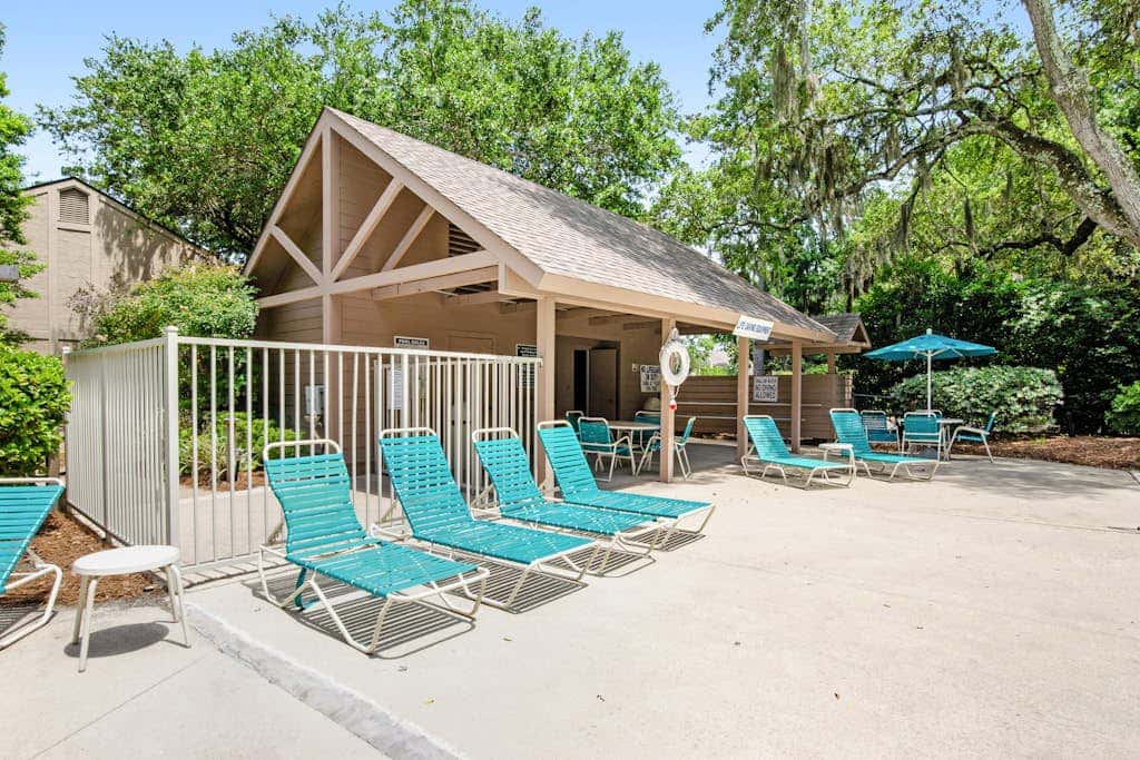 Stunning Sea Pines getaway close to the beach & golf - newly renovated