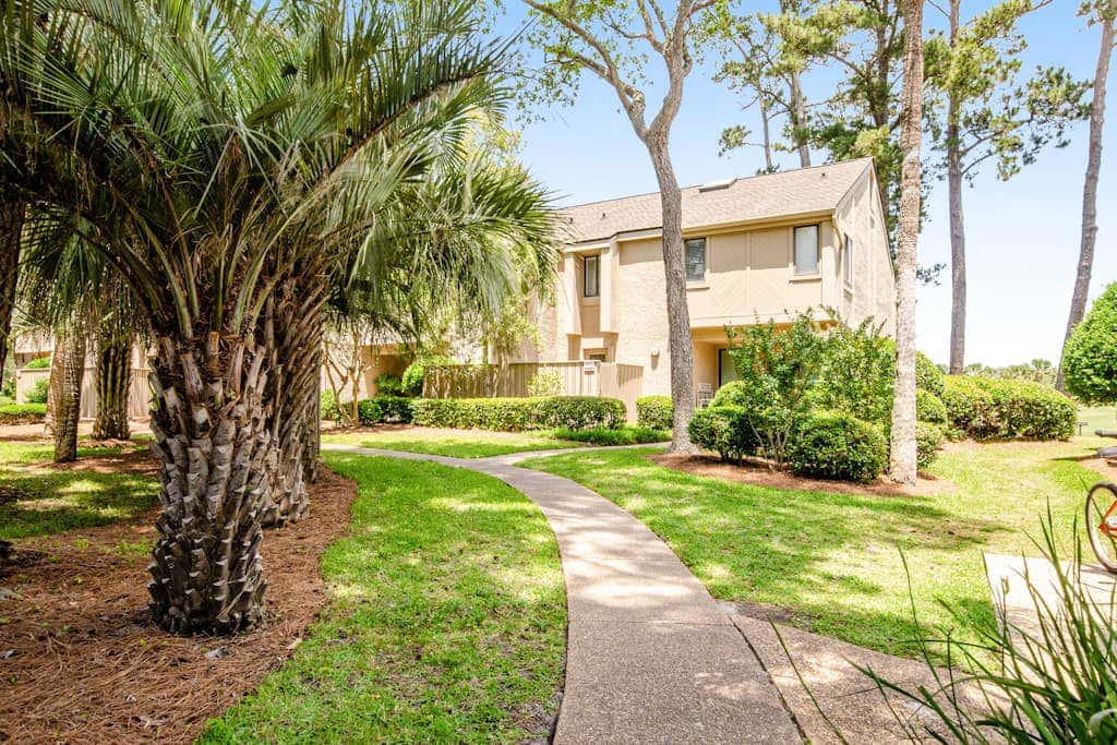 Stunning Sea Pines getaway close to the beach & golf - newly renovated
