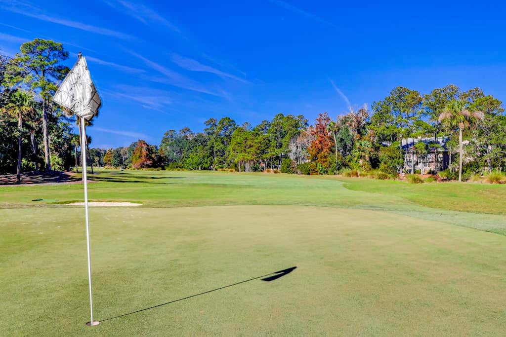 Lovely Condo with Shared Pool & Tennis Dogs Welcome
