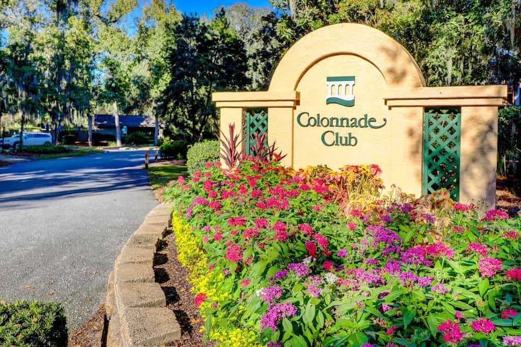 Second Floor Condo with Free WiFi, Shared Pool, Hot Tub, Balcony, Golf Course View