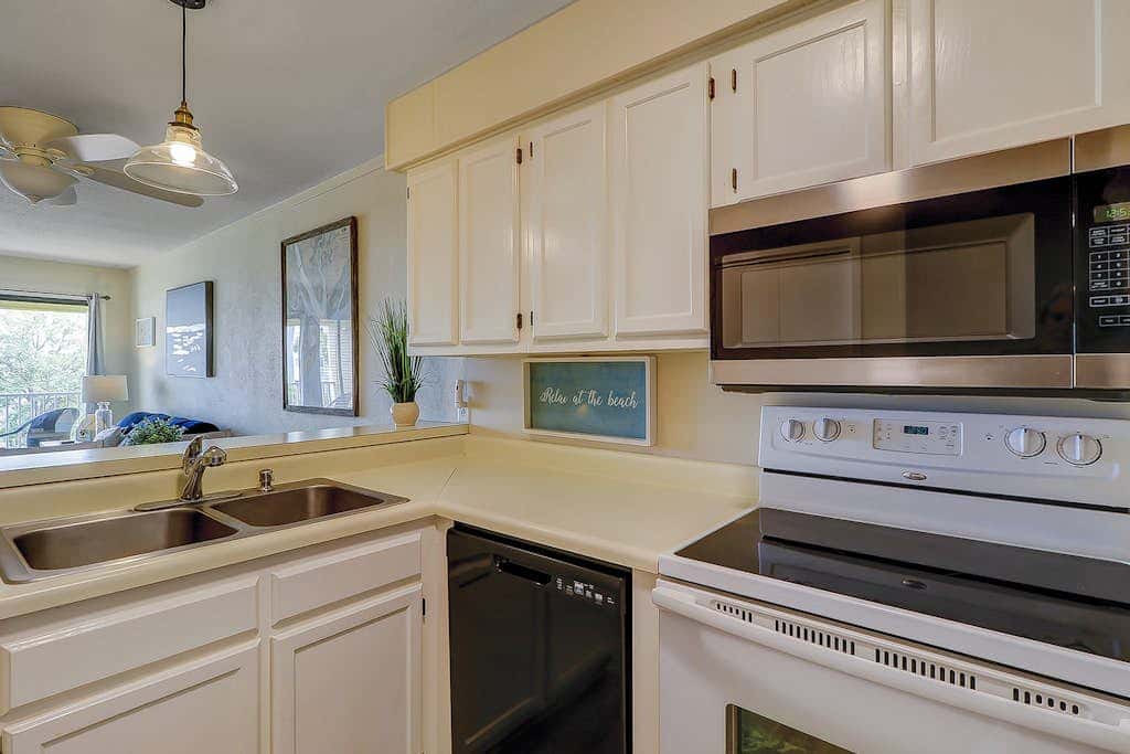 Pristine Beach Condo with Shared Pools, Free WiFi, and Central AC