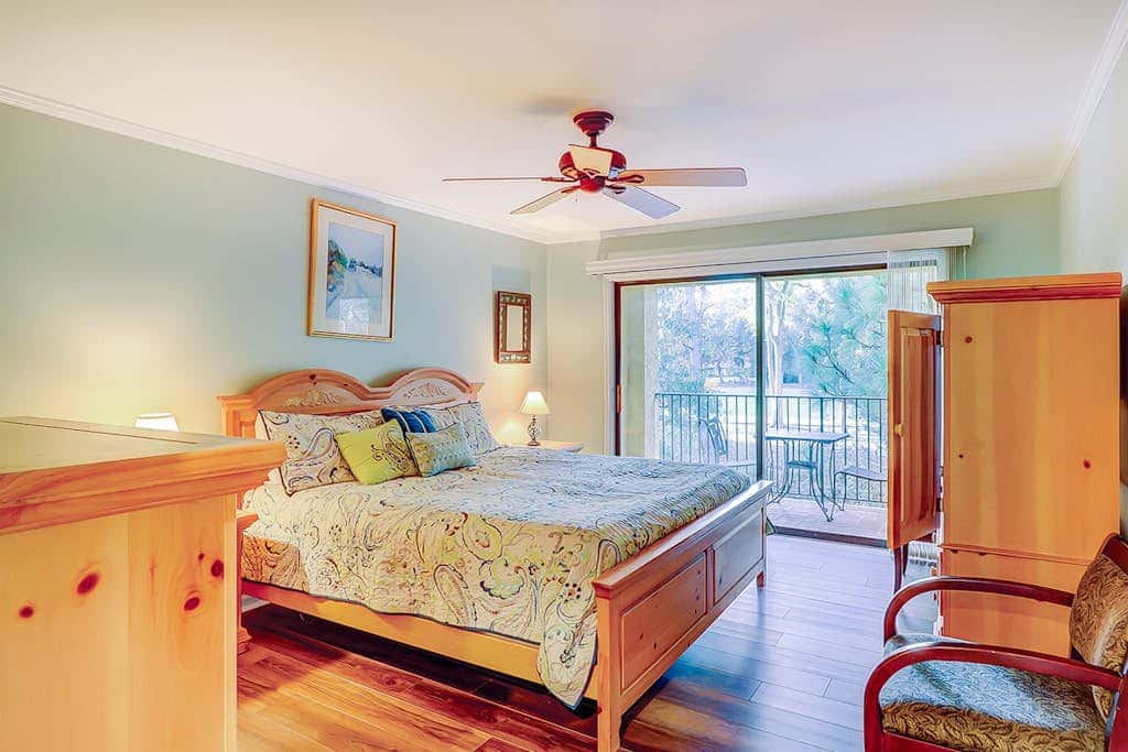 Fantastic Vacation Condo Close to Beach with Free WiFi, AC, WD, Shared Pool Tennis