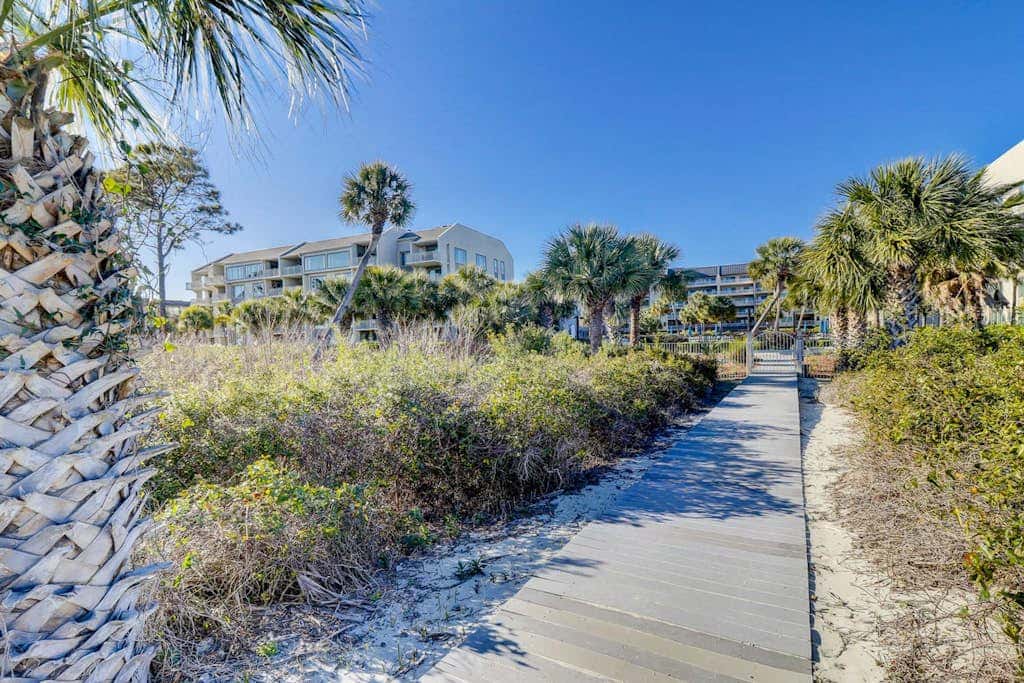 Newly-renovated ocean front condo on the 5th floor with a private balcony