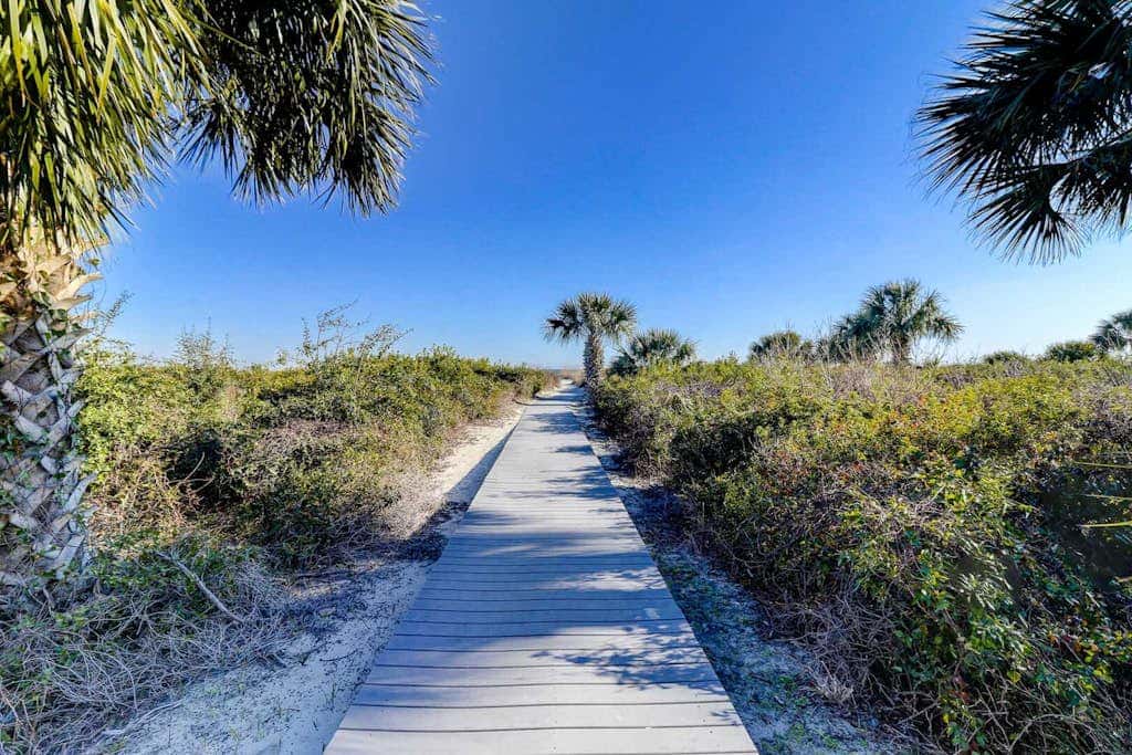Newly-renovated ocean front condo on the 5th floor with a private balcony