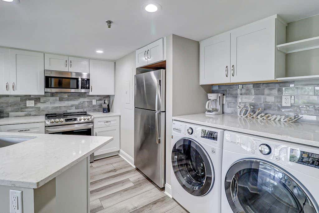 First Floor, Oceanfront Condo with Free WiFi, Balcony, Shared Hot Tub, Pool, Sauna