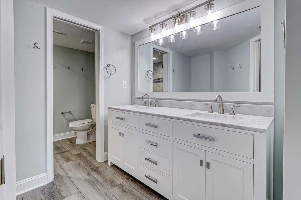 First Floor, Oceanfront Condo with Free WiFi, Balcony, Shared Hot Tub, Pool, Sauna