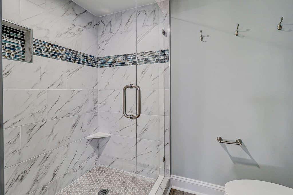 First Floor, Oceanfront Condo with Free WiFi, Balcony, Shared Hot Tub, Pool, Sauna