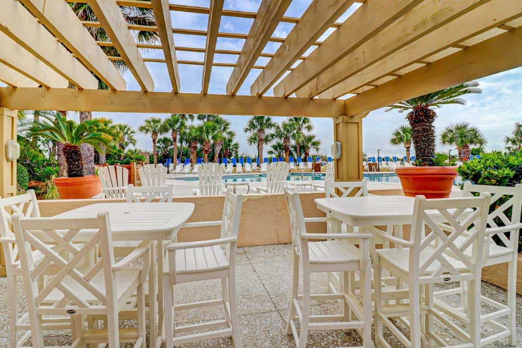 First Floor, Oceanfront Condo with Free WiFi, Balcony, Shared Hot Tub, Pool, Sauna