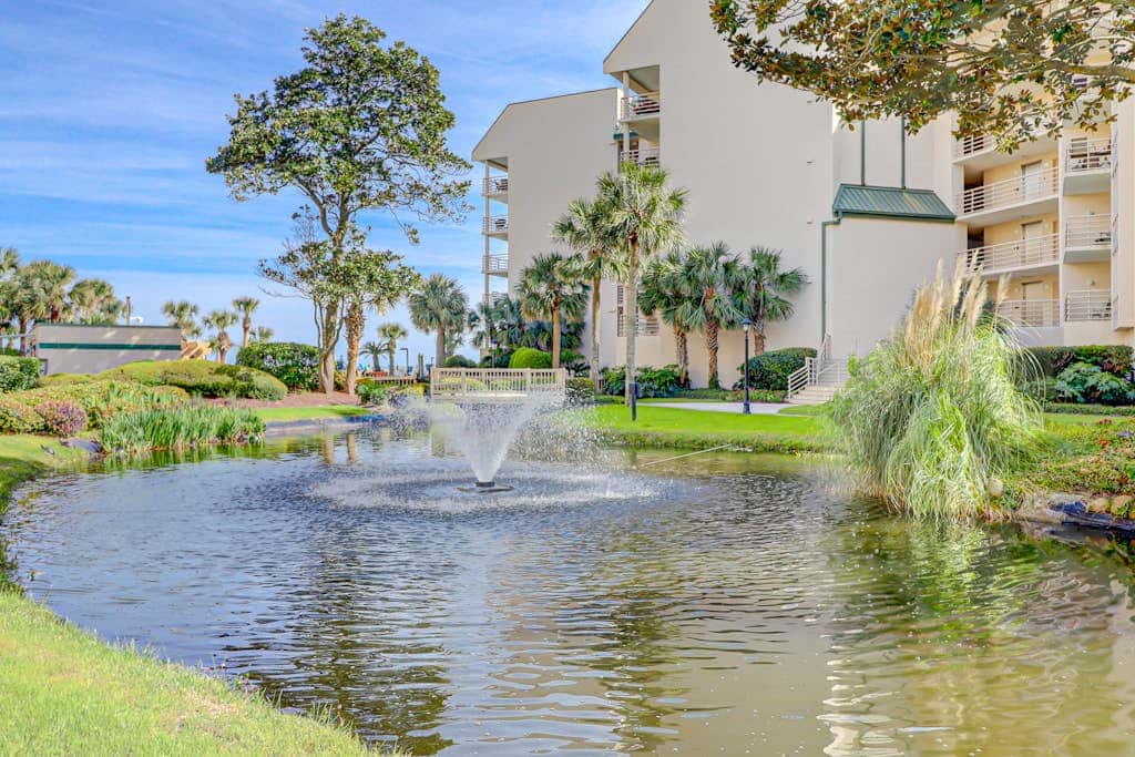 First Floor, Oceanfront Condo with Free WiFi, Balcony, Shared Hot Tub, Pool, Sauna