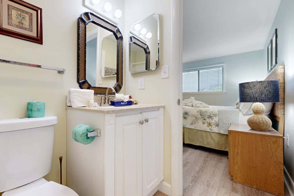 Oceanside Resort Condo with Indoor Pool, Tennis & Oceanfront Restaurant