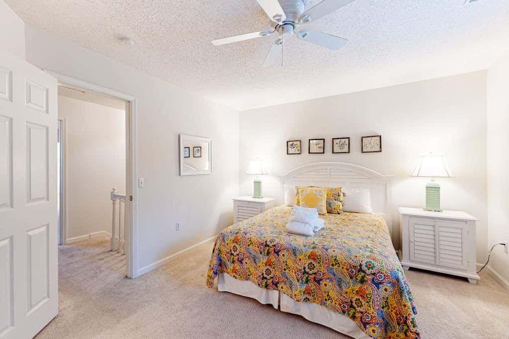 Updated Island Escape with Dual Suites  Golf, Tennis, Beach Club, Near Dining