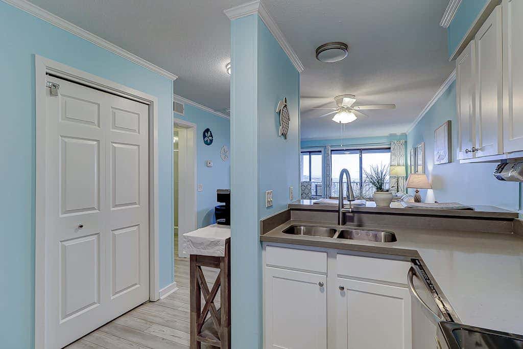 Ocean View Condo, Tennis, 3 Pools, Beach Shuttle, Near Golf & Dining