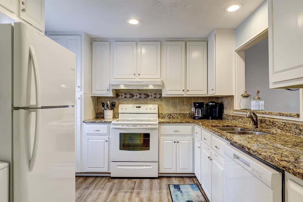 Queens Grant Condo in Palmetto Dunes Fenced Patio, Grill Near Beach