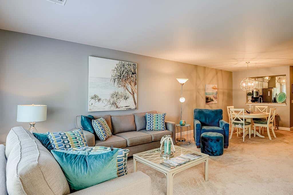 Two-story condo with pool - walk to Coligny Beach