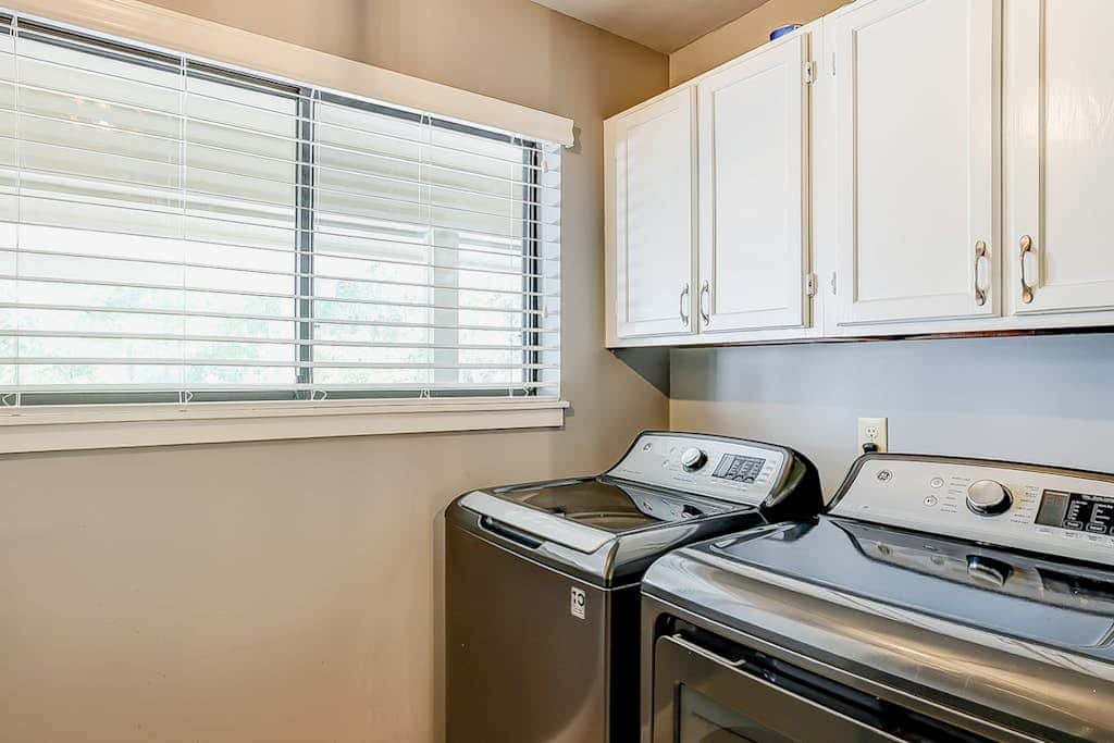 Two-story condo with pool - walk to Coligny Beach