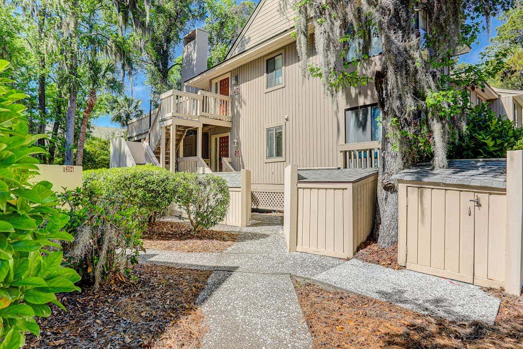 Beachwalk at Shipyard Pool, Golf & Tennis Center Stroll 5 Minutes to Sand