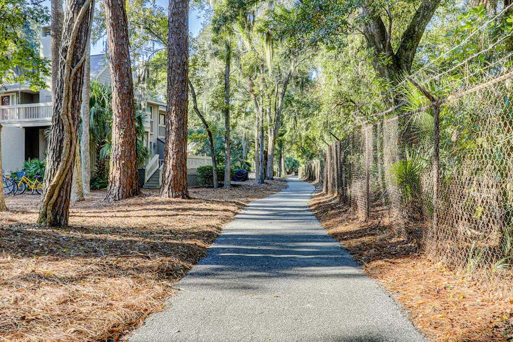 Beachwalk at Shipyard Pool, Golf & Tennis Center Stroll 5 Minutes to Sand